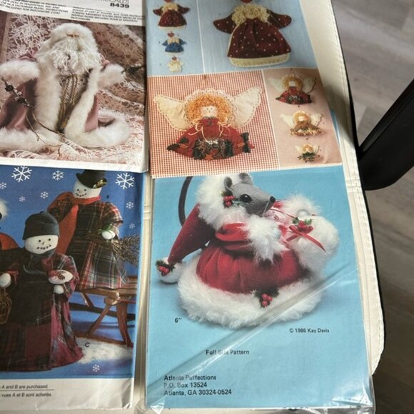 McCall Christmas Collection of Vintage Crafts sewing Patterns set of nine - Picture 7 of 7